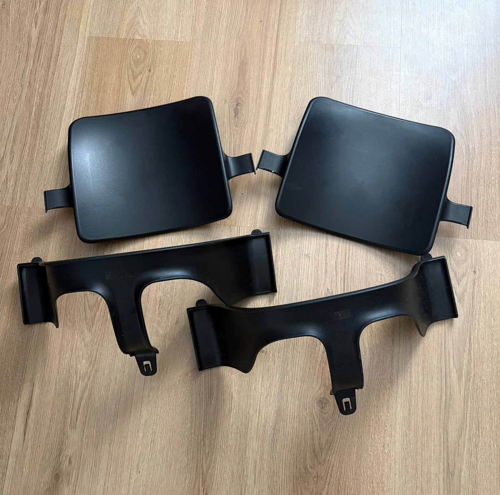 Stokke Tripp Trapp babyset 2x zwart, Kinderen en Baby's, Kinderstoelen, Ophalen, Zo goed als nieuw, Meegroeistoel