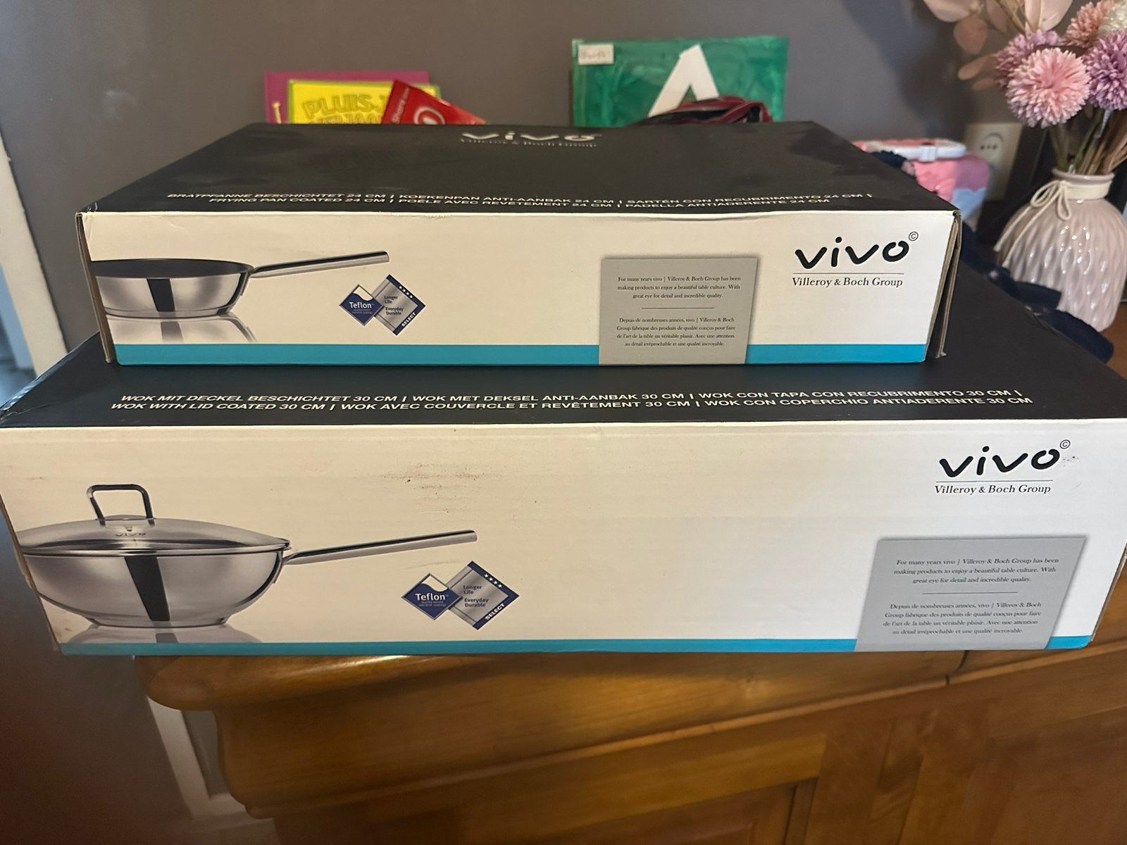 Vivo Villeroy & Boch Group Pannenset met Wok en Koekenpannen, Antiaanbaklaag, Nieuw, Pannenset, Ophalen of Verzenden