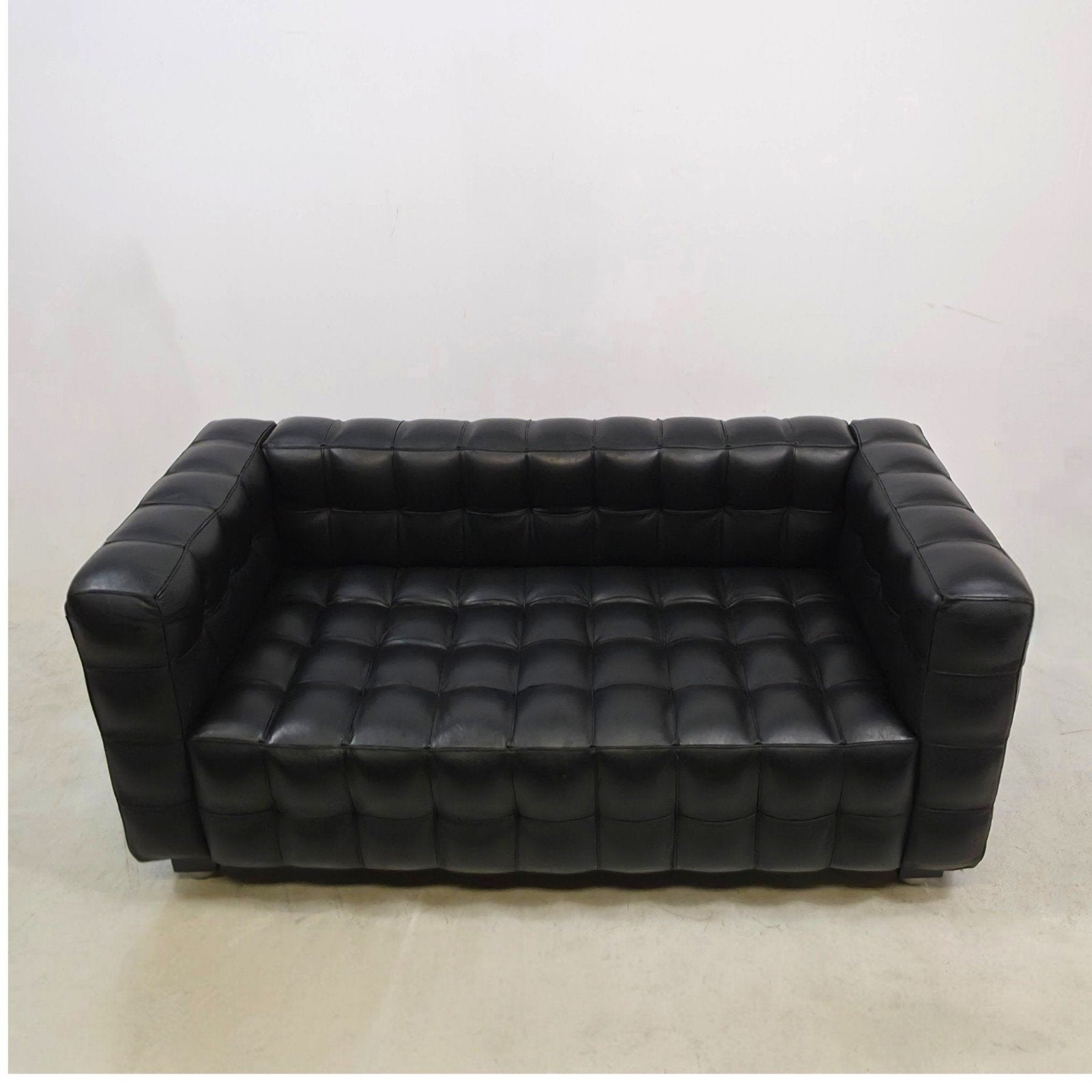 Josef Hoffmann Kubus. set van 2 tweezitsbanken zwart leder, Huis en Inrichting, Ophalen of Verzenden, 75 tot 100 cm, Leer, Minder dan 150 cm