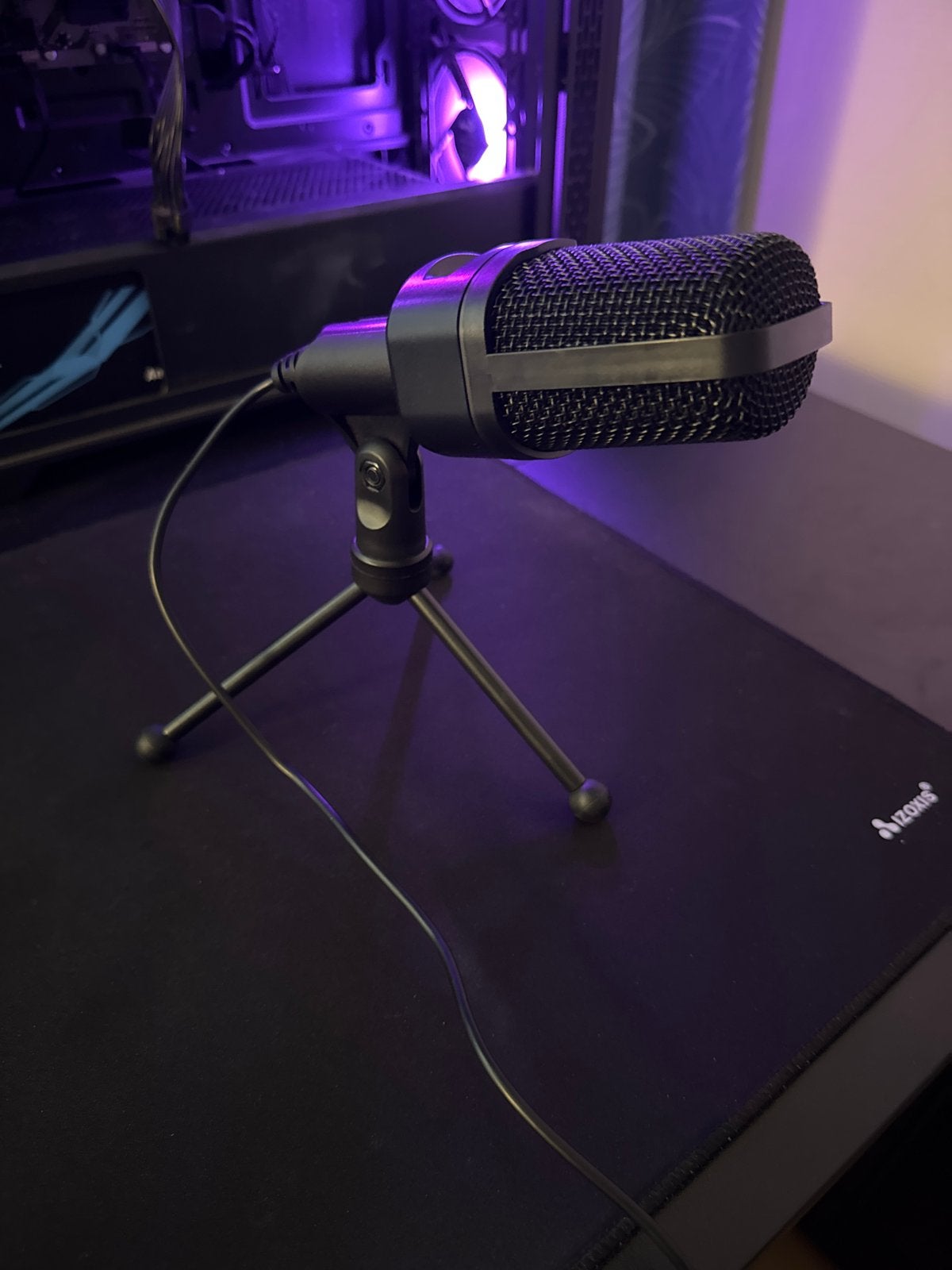 Qware Microfoon met Statief - Ideaal voor Gaming/Streaming, Muziek en Instrumenten, Microfoons, Ophalen of Verzenden, Zo goed als nieuw