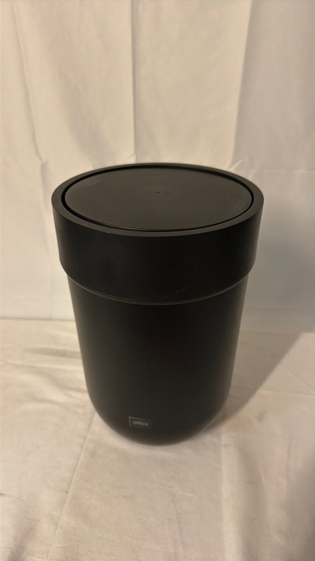 Prullembak 6L umbra zwart kunststof met deksel, Ophalen of Verzenden, Zo goed als nieuw, Kunststof