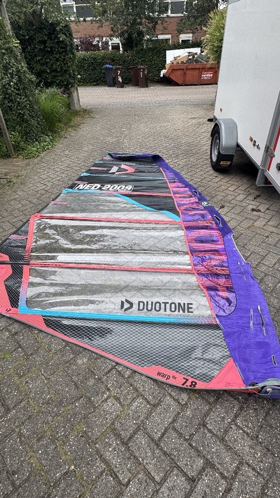Duotone Warp 2023 - 7.8, Watersport en Boten, Ophalen, 6.5 m² tot 8 m², Zo goed als nieuw, Zeil