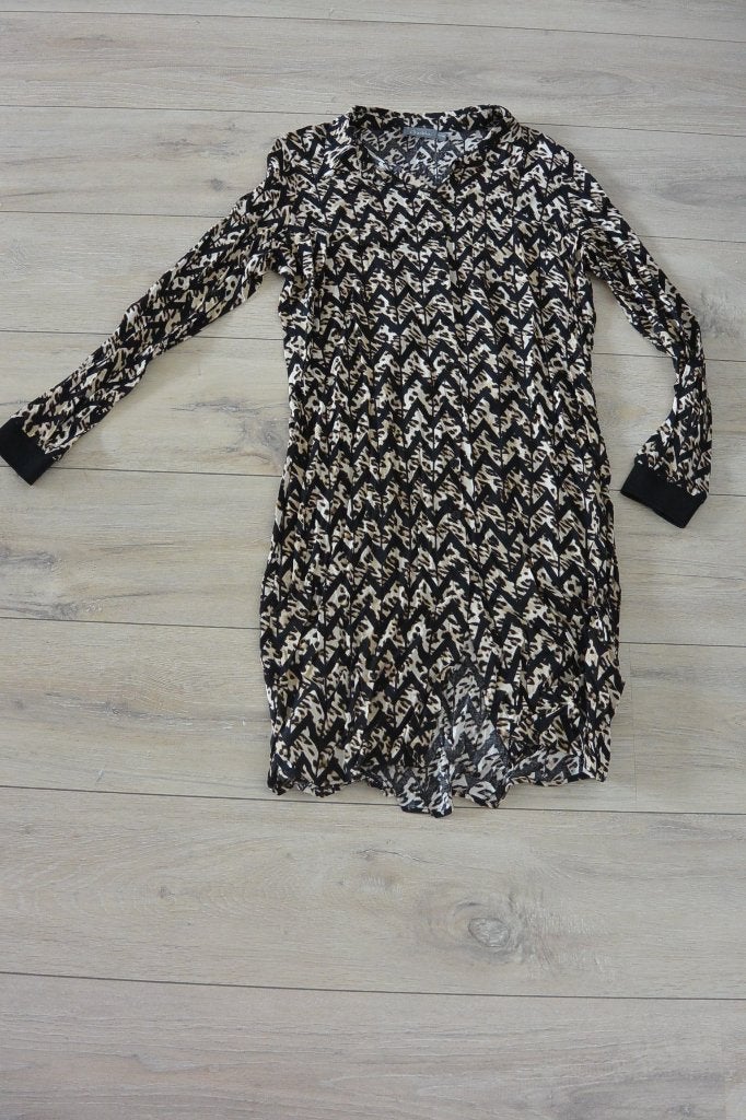 Geisha jurk met dierenprint en zigzagpatroon - maat M, Maat 38/40 (M), Geisha, Zo goed als nieuw, Knielengte