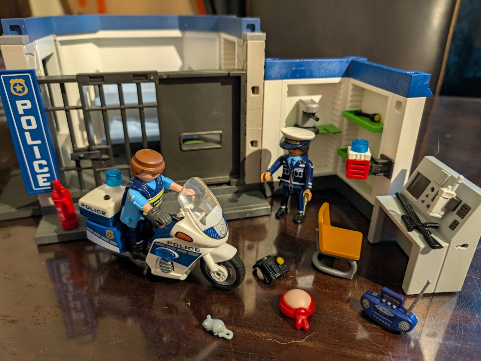 Playmobil Politiebureau met Cel en Motor, Gebruikt, Gebouw, Complete set, Ophalen of Verzenden