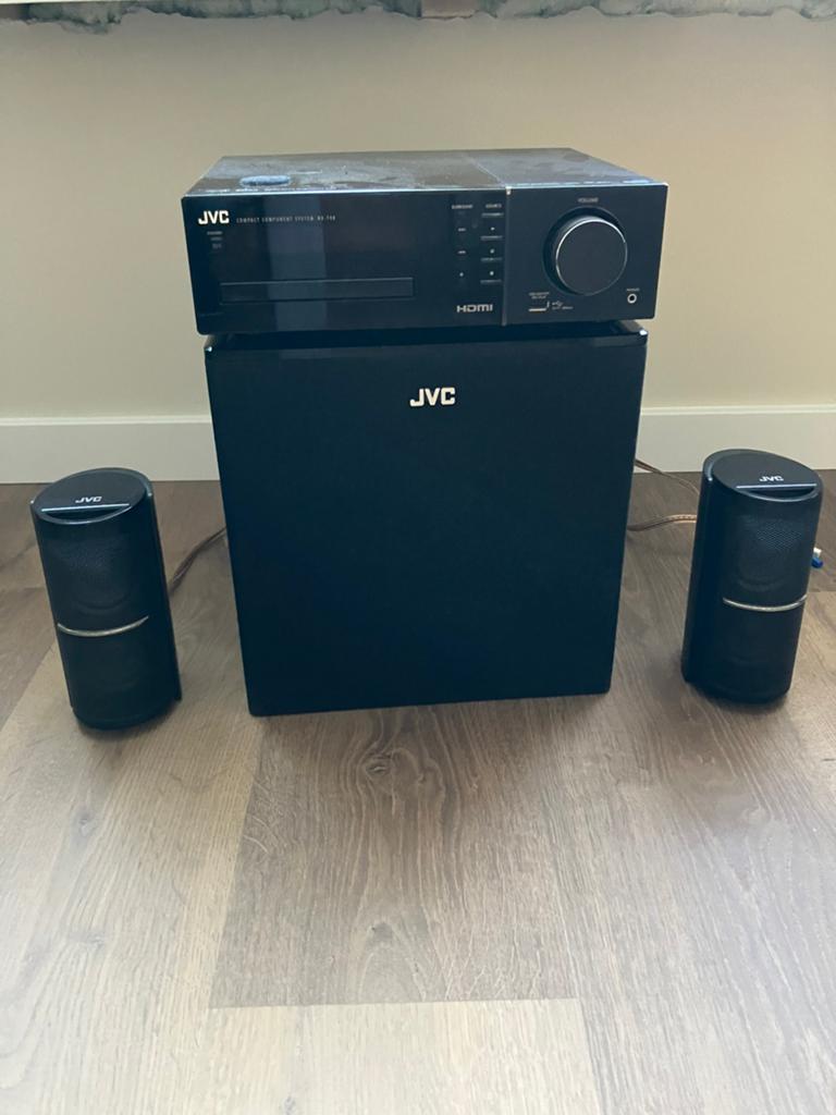 JVC set met dvd speler, Ophalen, Zo goed als nieuw, JVC, Dvd-speler