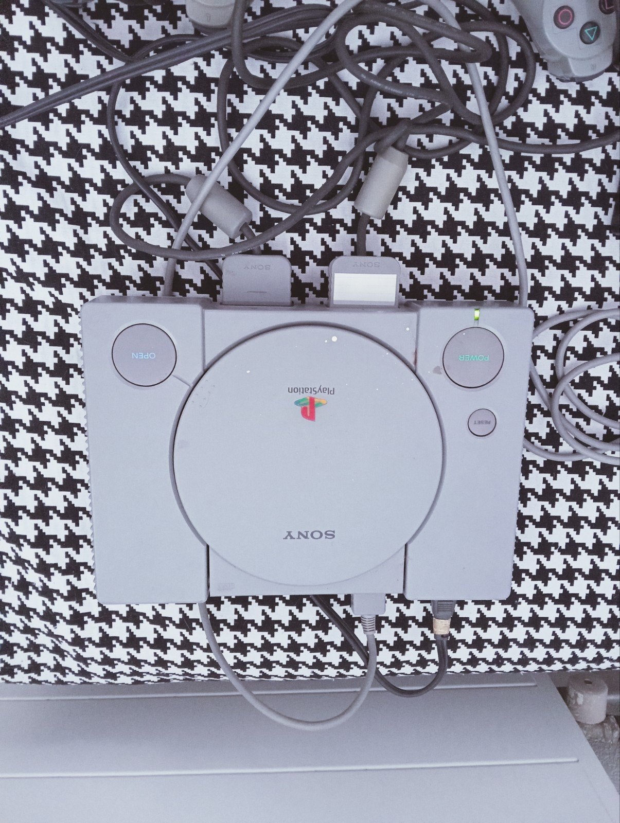 Sony PlayStation 1 met 2 controllers en Tekken 3, Spelcomputers en Games, Ophalen of Verzenden, Gebruikt, Met 2 controllers, Met games