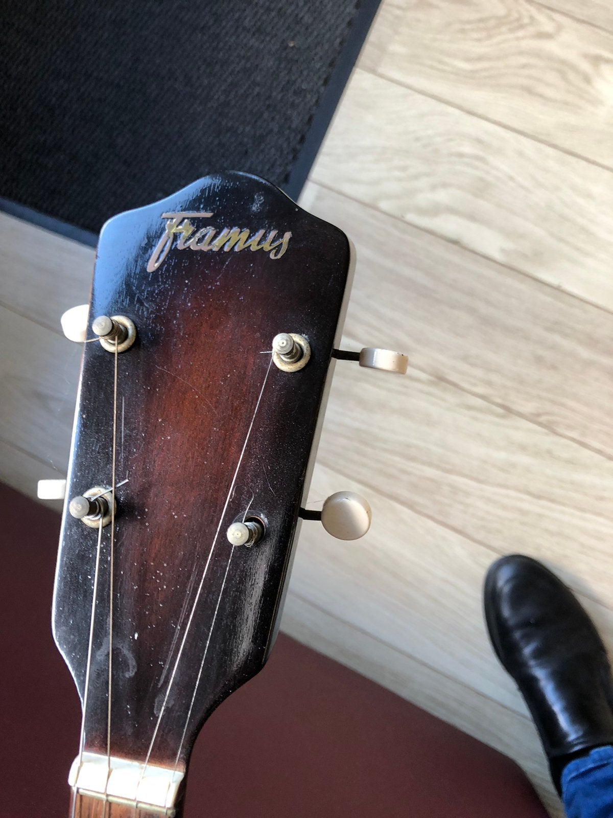 Foto 6 van Tenor gitaar merk Framus
