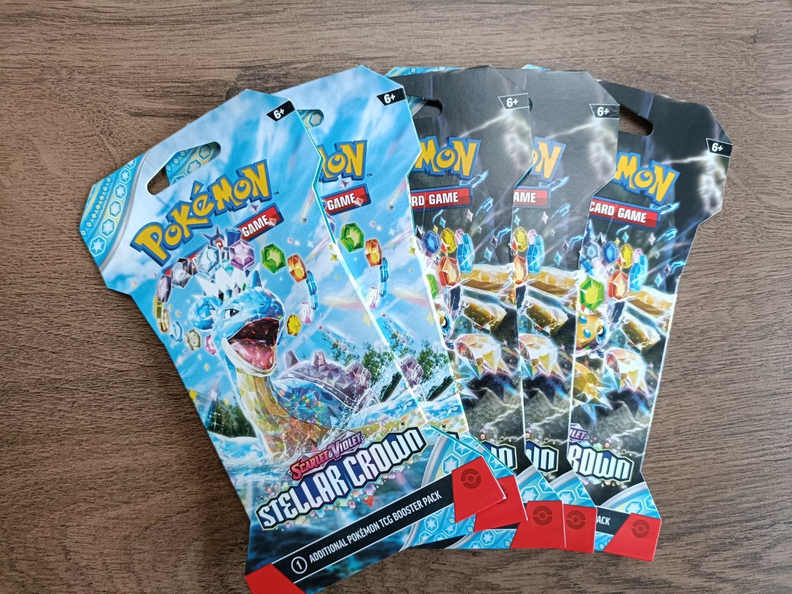 Stellar Crown Sleeved Boosters, Ophalen of Verzenden, Nieuw, Booster