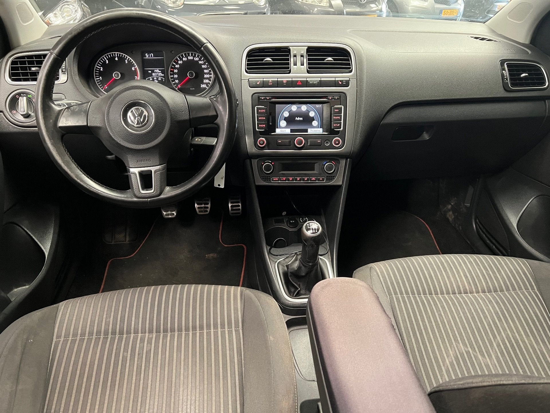 Volkswagen Polo 1.2 TSI Highline Opendak - Distr. Ketting Ve, Voorwielaandrijving, Euro 5, Stof, Zwart