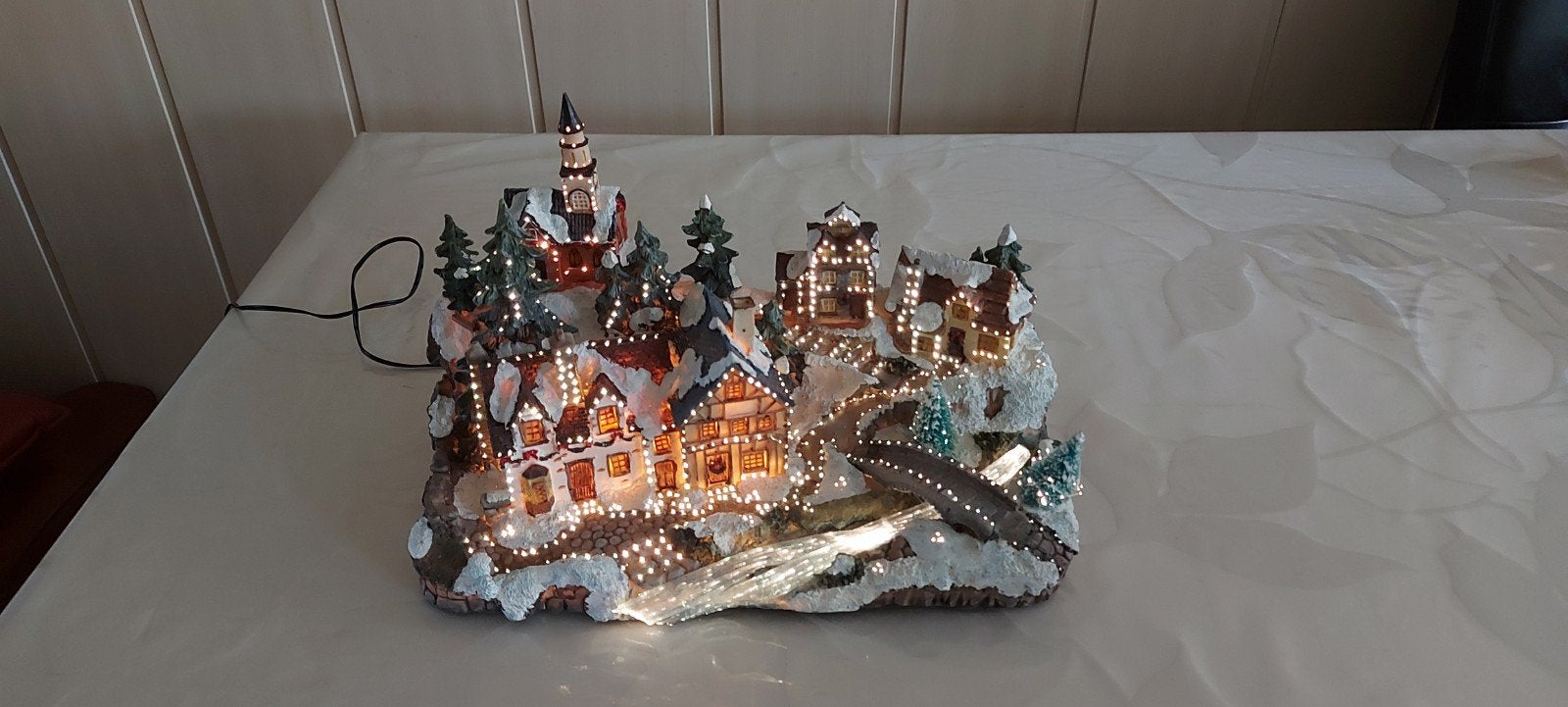 kerkdorp met verlichting., Ophalen of Verzenden