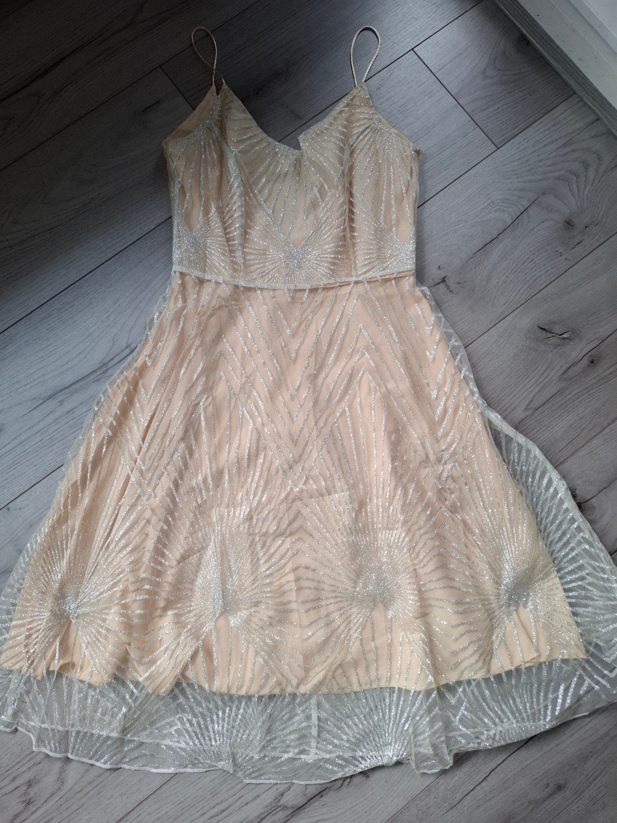 Glitters Gala Cocktailjurk Crèmewit Nude Zilver - M, Verzenden, Nieuw, Cocktailjurk
