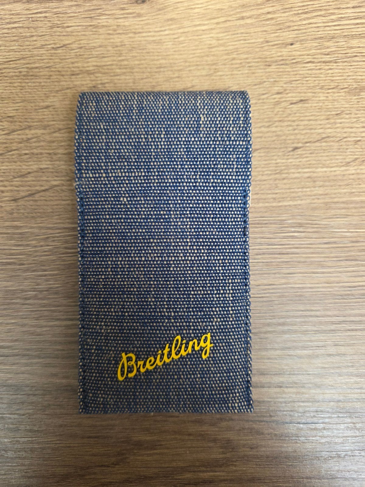 Breitling horlogebanden etui - Blauw met geel logo, Breitling SA, Zo goed als nieuw, Info@breitling.com, P.O. Box 1132, 2540 Grenchen, Switzerland