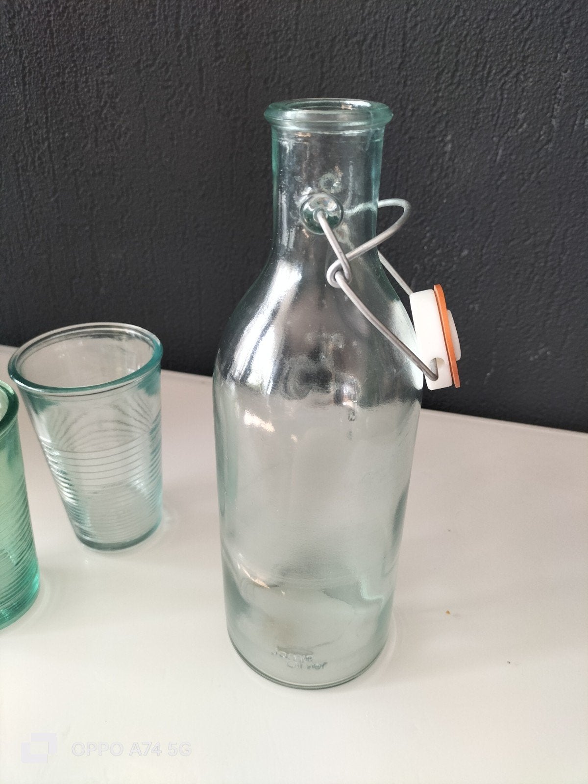 2 Jamie Oliver glazen en fles met beugeldop, Ophalen of Verzenden, Meerkleurig, Glas, Overige typen