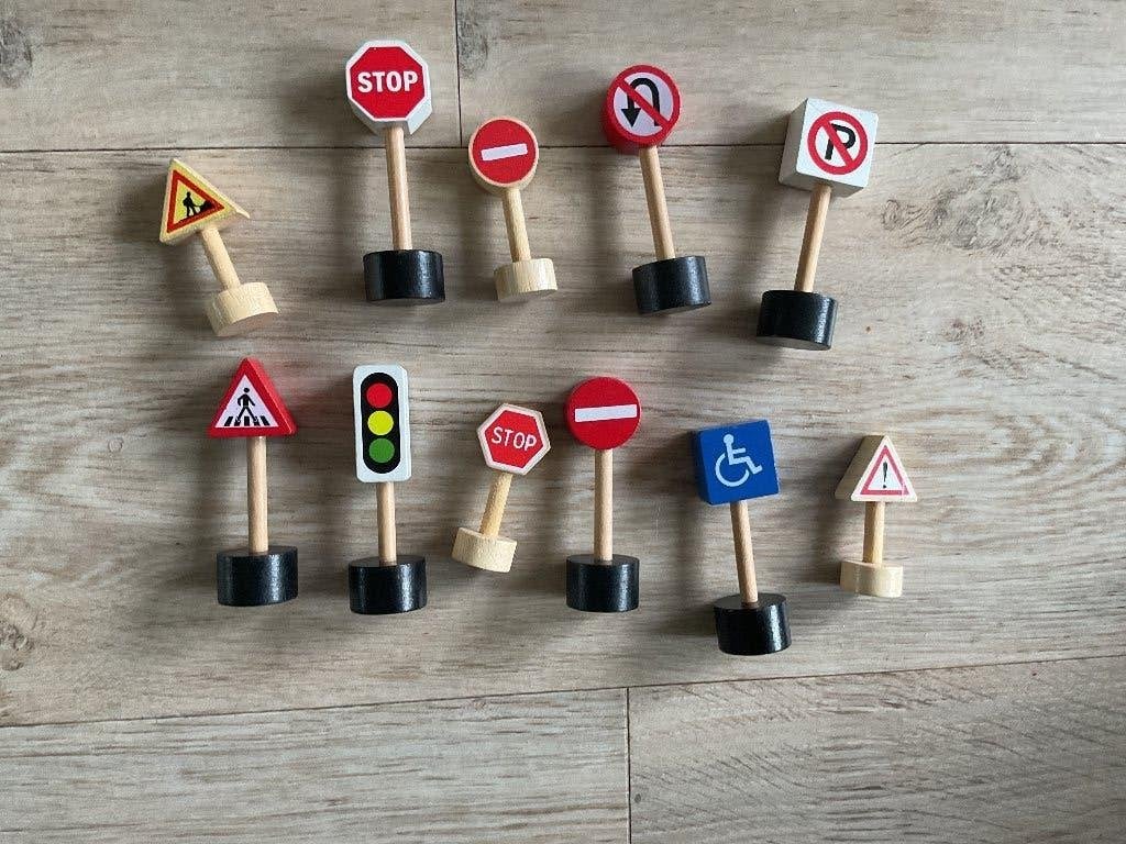 Houten speelgoed verkeersborden, Ophalen, Zo goed als nieuw, Overige typen