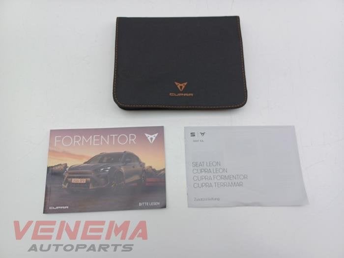 Instructie Boekje van een Cupra Formentor, Gebruikt, -, -, Ophalen of Verzenden