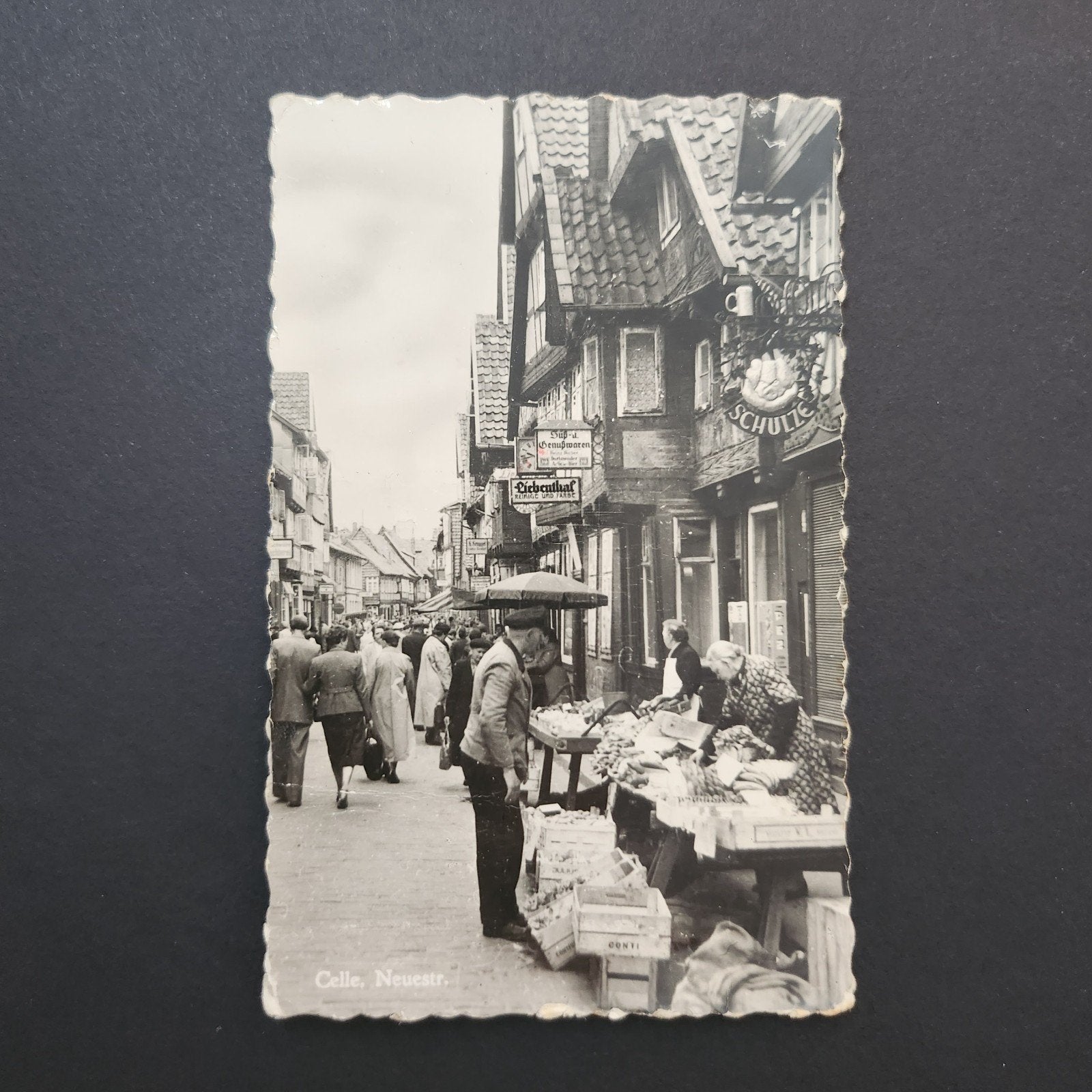 Celle, Neuestr. - Marktscene - Echte Foto/Ansichtkaart, Verzenden, 1940 tot 1960, Gelopen, Duitsland
