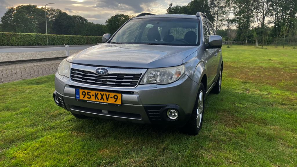 Subaru Forester 2.0 AWD Automaat, Auto's, Subaru, 4 cilinders, Origineel Nederlands, 75 €/maand, Forester
