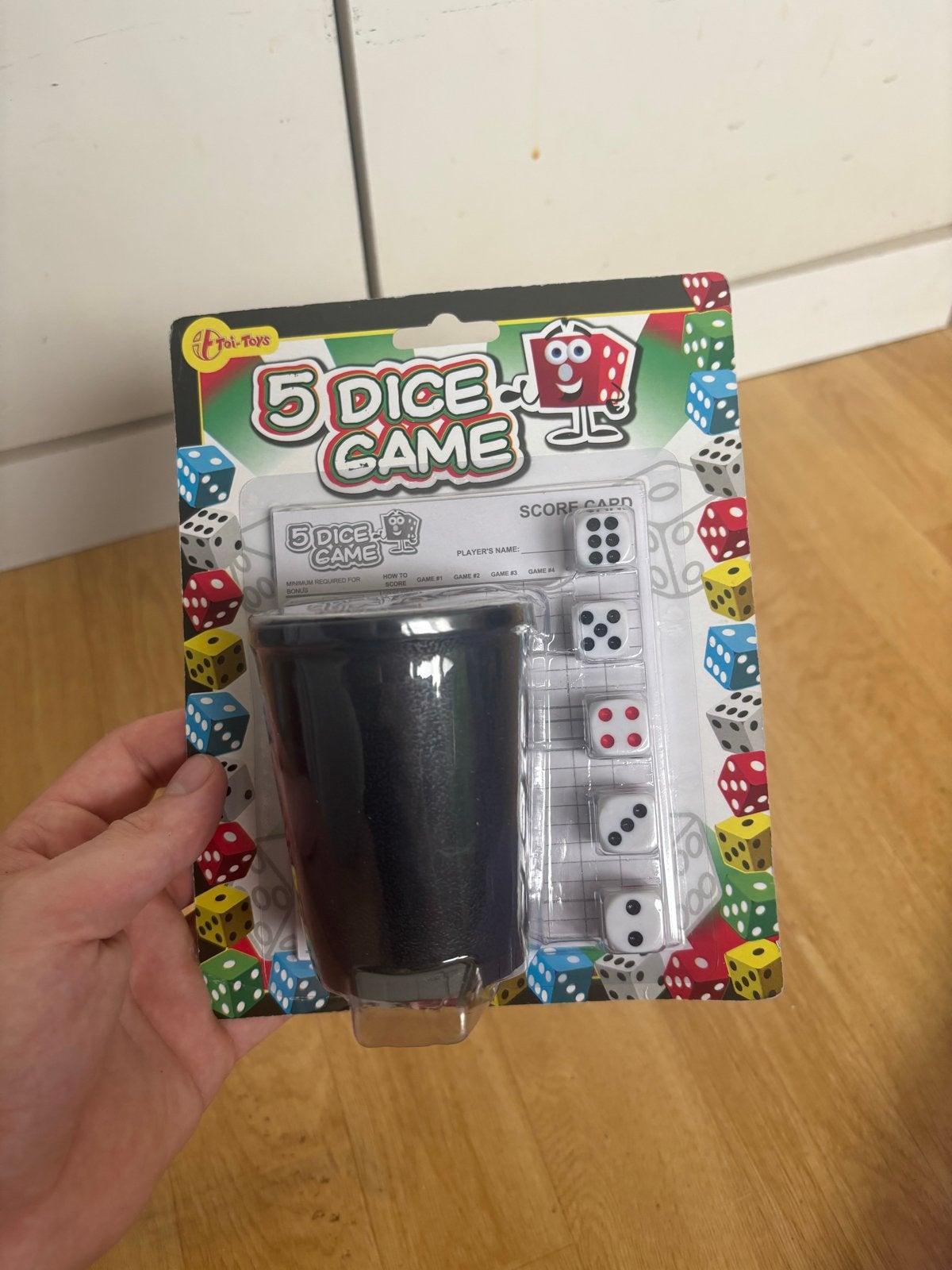 5 Dice Game dobbelspel met beker en scorekaart, Drie of vier spelers, Ophalen of Verzenden, Nieuw