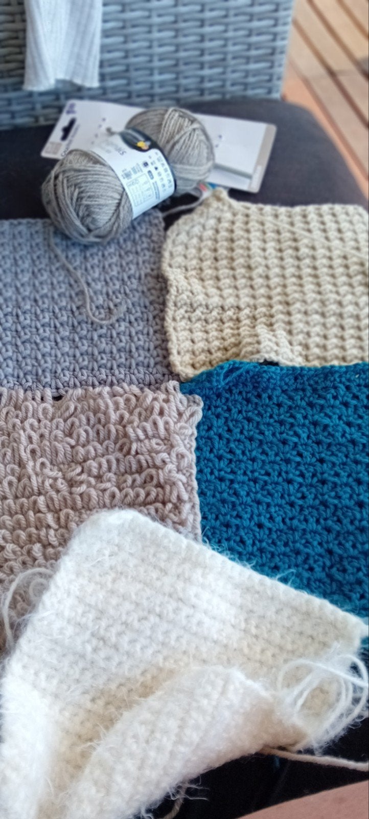 GEZOCHT: Haakpatroon Mysterie Blanket 2017, Ophalen of Verzenden, Haken, Patroon of Boek