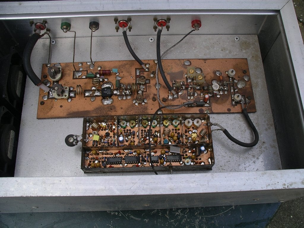 Te koop mooie FM zender +- 150 Watt, Telecommunicatie, Zenders en Ontvangers, Ophalen of Verzenden, Zo goed als nieuw, Zender