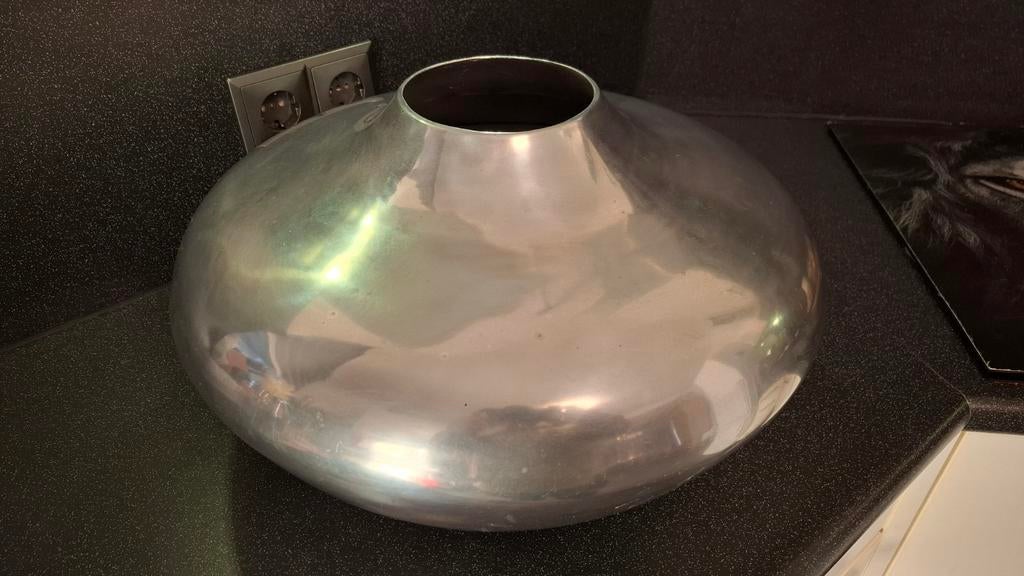 Bolvormige vaas van aluminium 45cm, Ophalen, Overige kleuren, Overige materialen, Minder dan 50 cm