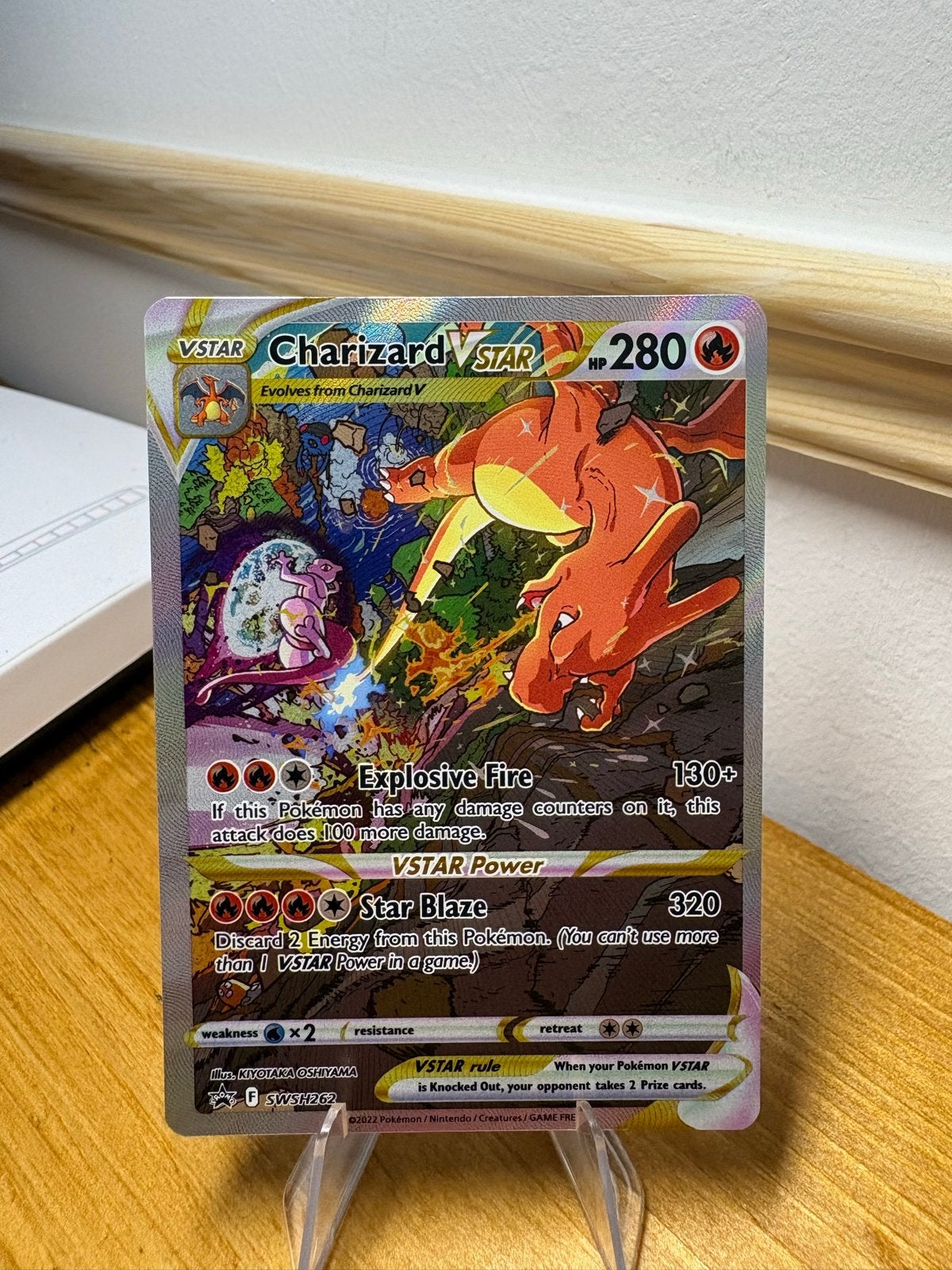 Charizard VSTAR SWSH262 Pokémon Kaart - Zo goed als nieuw, Hobby en Vrije tijd, Ophalen of Verzenden, Zo goed als nieuw, Losse kaart
