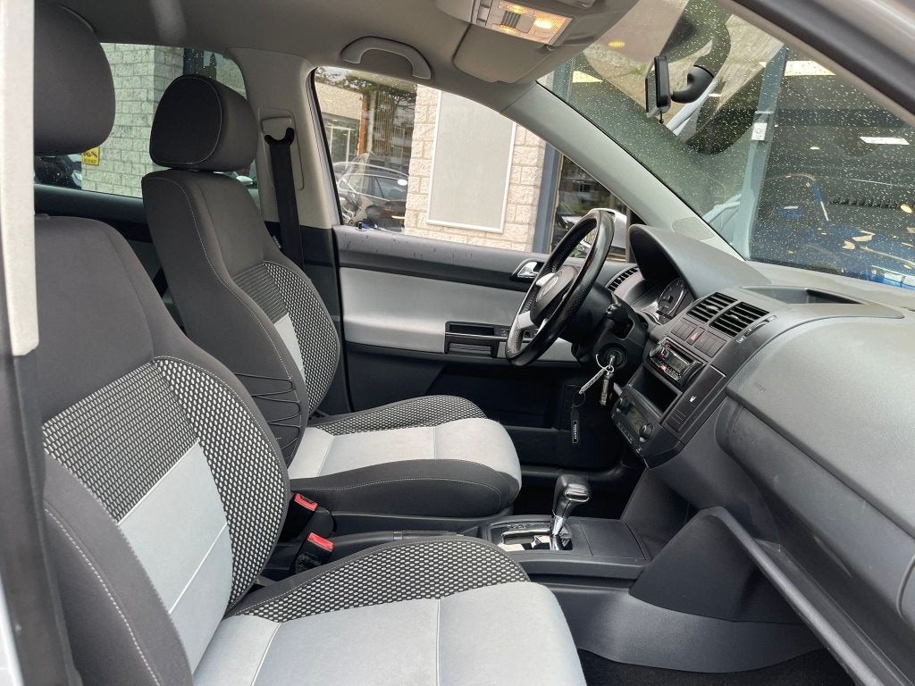 Volkswagen Polo 1.4-16V Cross 5-deurs | Automaat | Distribut, Bedrijf, 1111 kg, Euro 4, 1390 cc