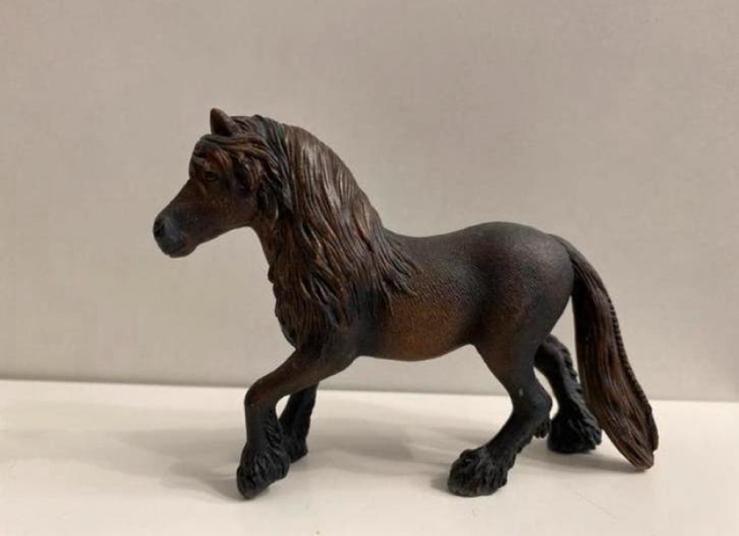 Schleich Fellpony Merrie ~ 13740, Verzamelen, Dierenverzamelingen, Zo goed als nieuw, Beeldje of Figuurtje, Paard, Ophalen of Verzenden