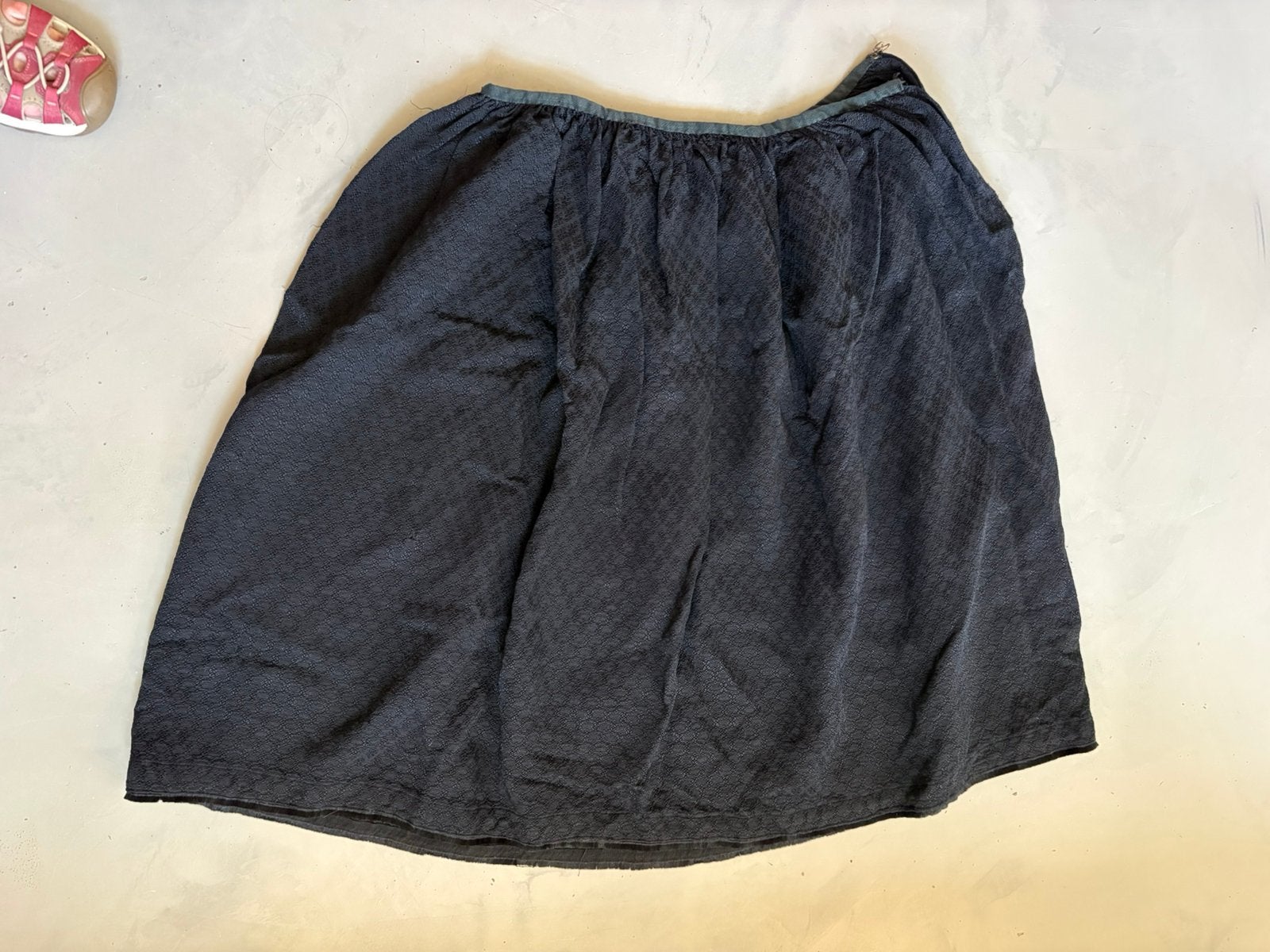 Zeeuwse klederdracht kamgaren rok, Antiek en Kunst, Antiek | Kleding en Accessoires, Ophalen of Verzenden, Dames