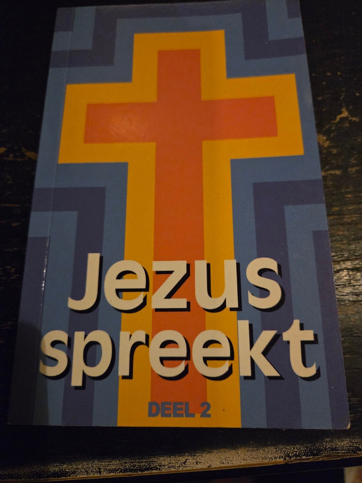 Jezus spreekt, Ophalen of Verzenden, Zo goed als nieuw