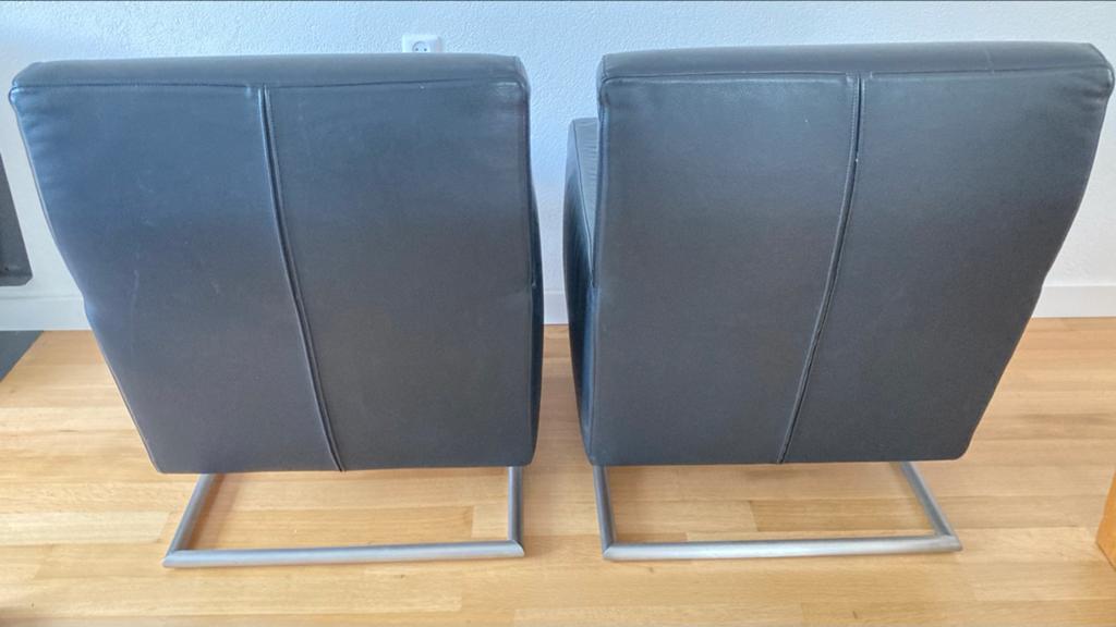 2x Zwarte Leren Molinari Fauteuils met Metalen Onderstel, Ophalen, Gebruikt, Molinari, 50 tot 75 cm