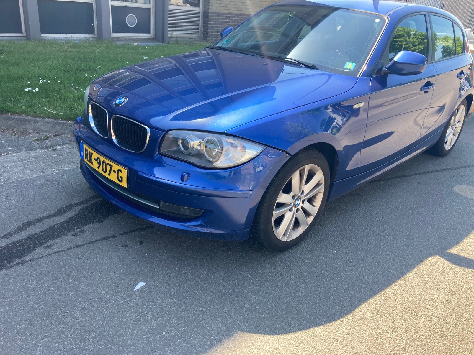 BMW 1-Serie 2.0 116I | Motor schade | Automaat, Auto's, BMW, 1995 cc, Zwart, 4 cilinders, Blauw