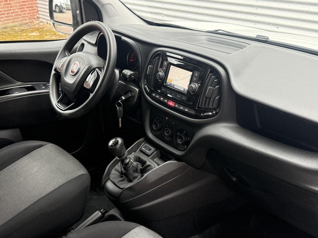 Fiat Doblò Cargo 1.6 MJ L2H1 Maxi SX Airco Cruise Navi 2018, Auto's, Bestelauto's, Voorwielaandrijving, Stof, Gebruikt, 4 cilinders