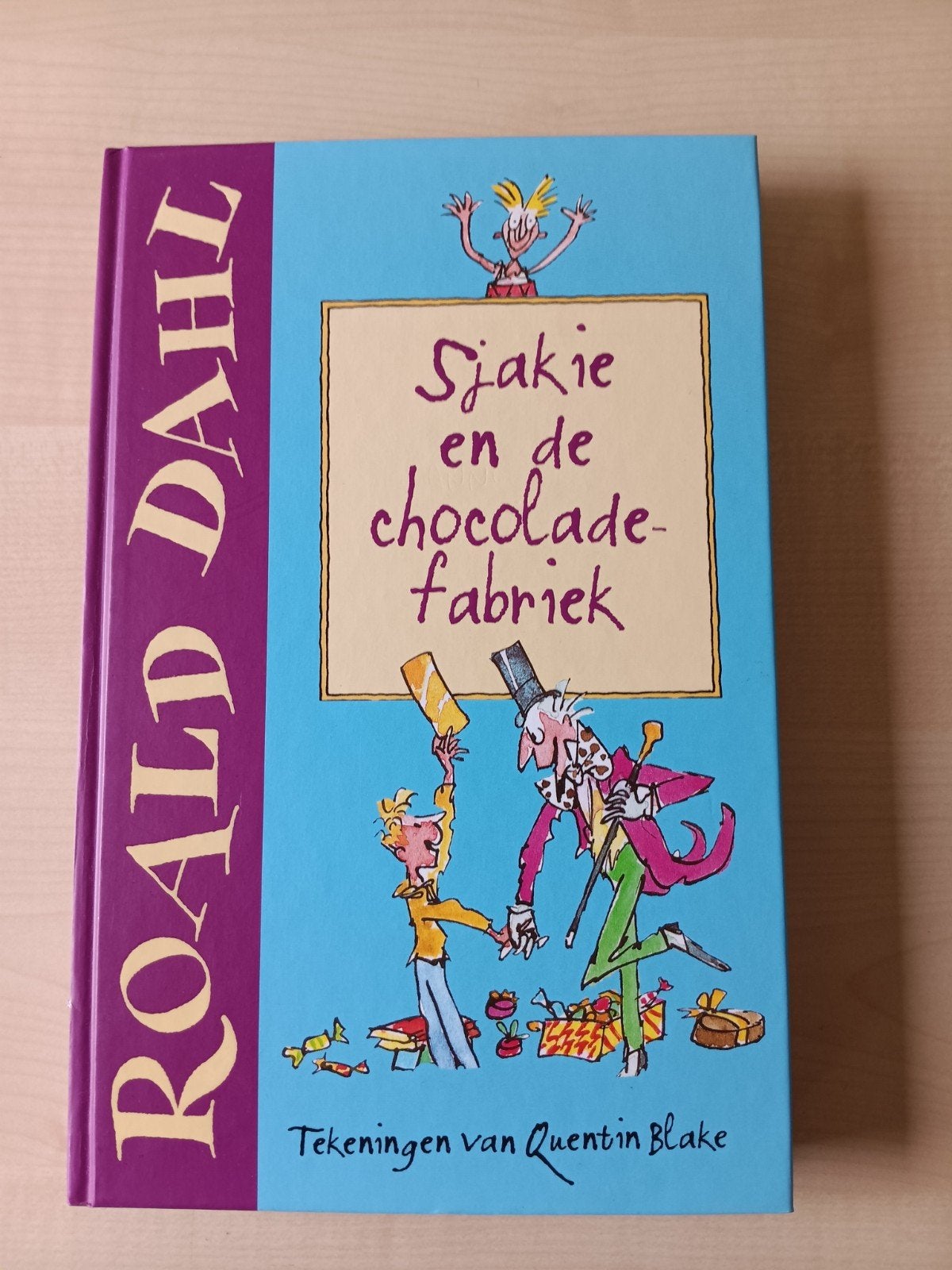 Sjakie en de chocolade fabriek, Boeken, Ophalen of Verzenden, Gelezen, Roald Dahl, Fictie algemeen