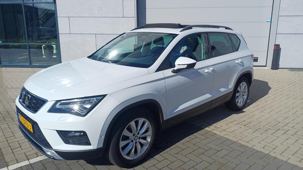 Seat Ateca EcoTsi Pano|Virtual|Led|Cam|P.Asist|Stoelv|Beats, Voorwielaandrijving, Euro 6, Wit, Origineel Nederlands