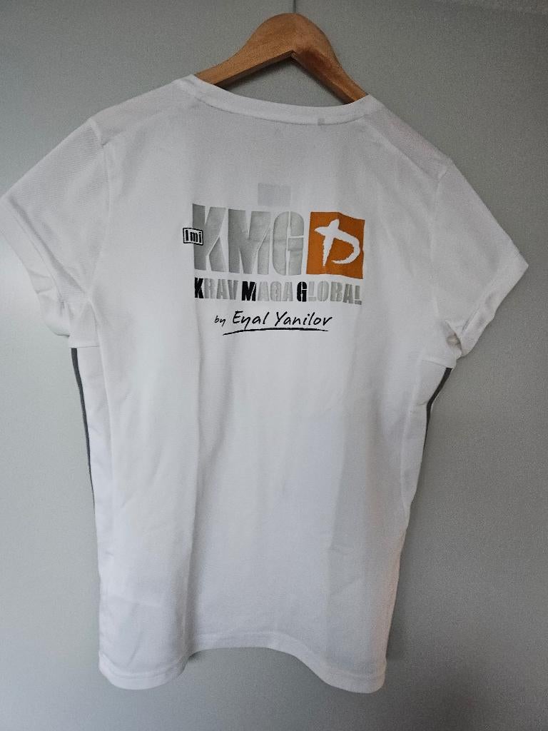 Te koop: Adidas Krav maga shirt dames maat 40, Sport en Fitness, Vechtsporten en Zelfverdediging, Overige, Maat M, Ophalen of Verzenden