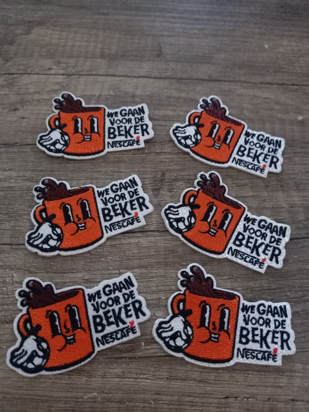 Jumbo Nescafe 'We gaan voor de beker' embleem/patch, Jumbo, Ophalen of Verzenden