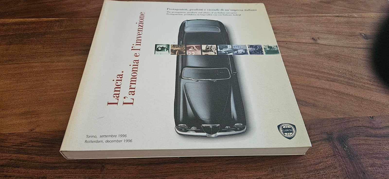 Lancia: L'armonia e l'invenzione - Boek over Lancia auto's, Ophalen of Verzenden, Zo goed als nieuw, Overige merken, Onbekend