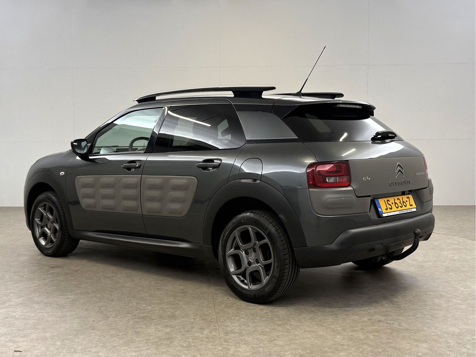 Citroën C4 Cactus 1.2 PureTech Shine | Camera | Airco | Cru, Auto's, Citroën, Voorwielaandrijving, Stof, Gebruikt, 1199 cc