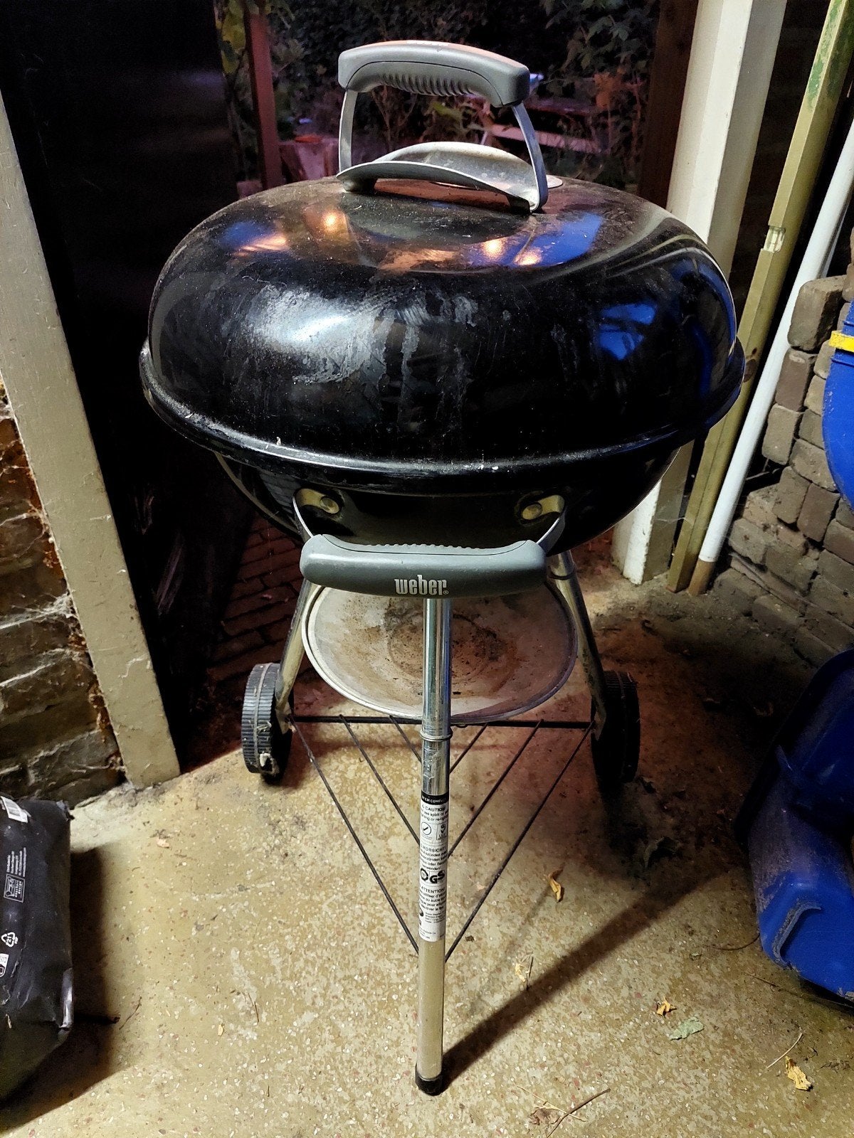 Weber Compact Kettle Houtskoolbarbecue - Zwart, Ophalen, Gebruikt, Weber