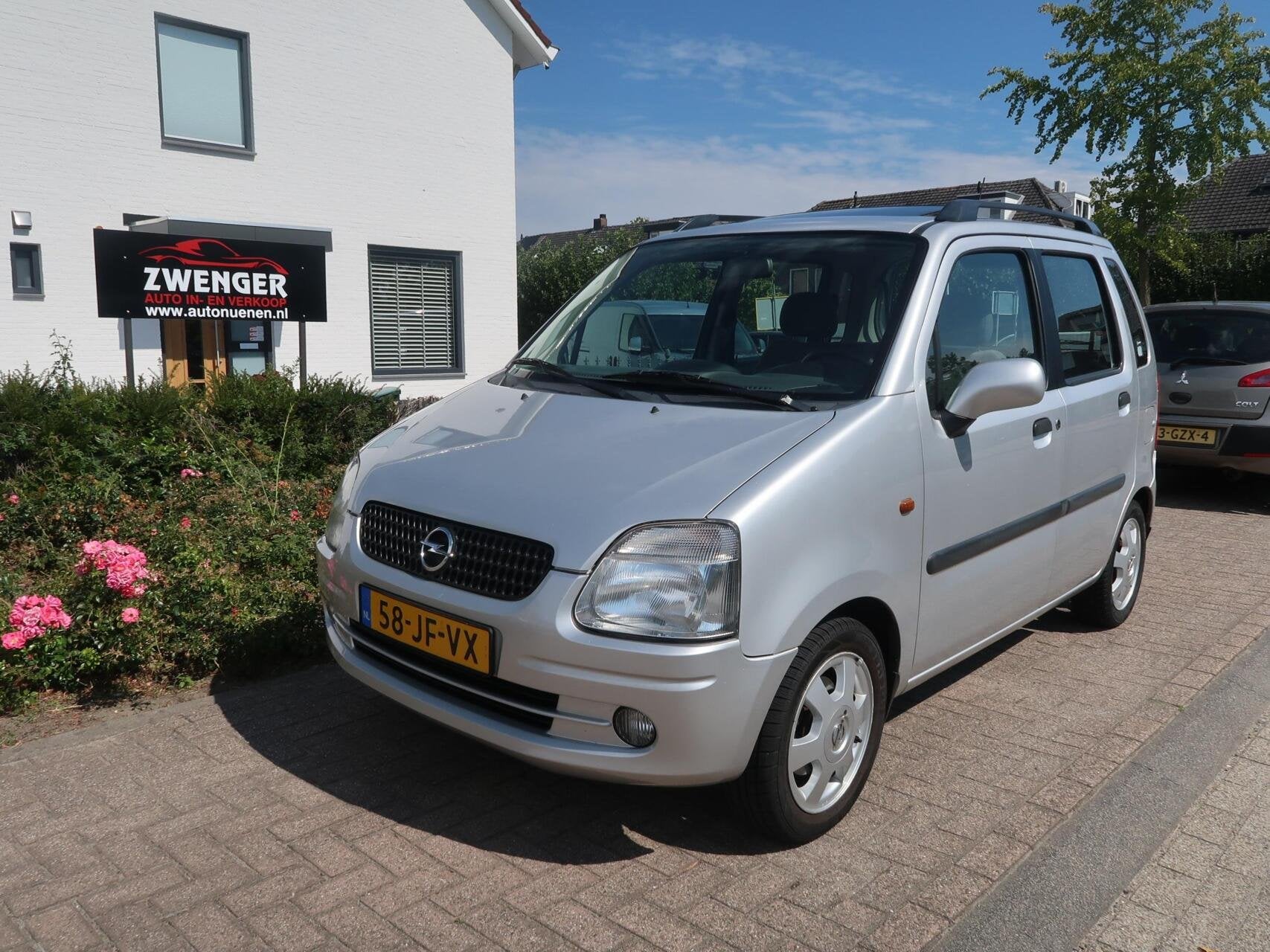 Opel Agila 1.2-16V SCHUIFDAK|TREKHAAK|BLUETOOTH|STUURBEKRACH, Voorwielaandrijving, Stof, Gebruikt, 31 €/maand