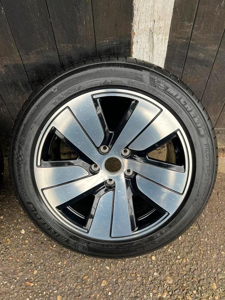 Originele Porsche taycan velgen 19? Michelin breedset zomer, Auto-onderdelen, Banden en Velgen, 275 mm, Banden en Velgen, Niet ingevuld