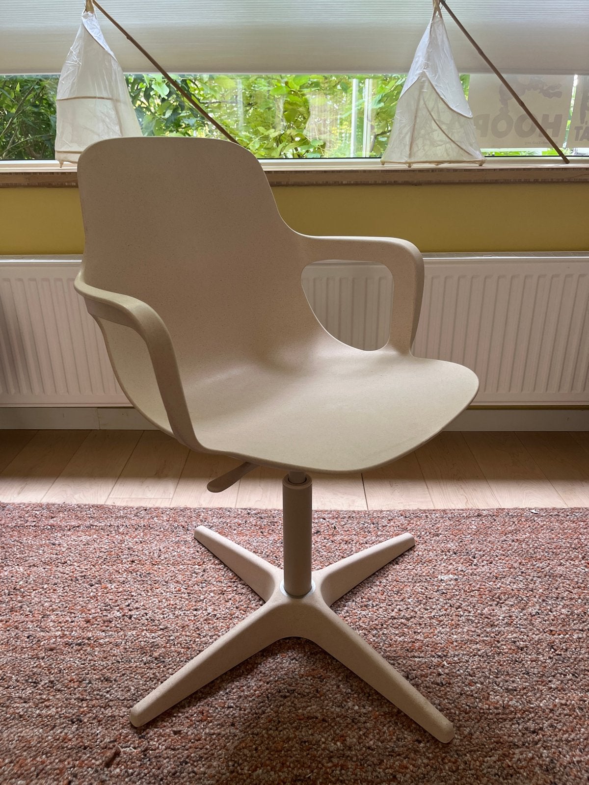 Ikea Odger Moderne beige bureaustoel met draaifunctie, Huis en Inrichting, Ophalen, Kunststof, Gebruikt, Overige kleuren