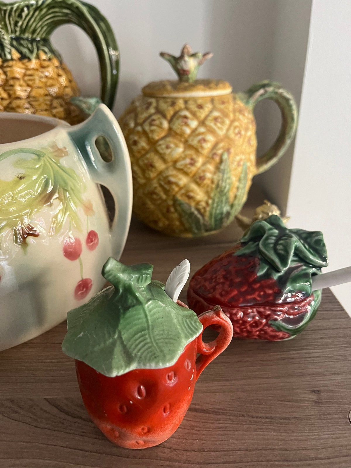 Antieke faience ananas theepot pineapple teapot, Verzenden