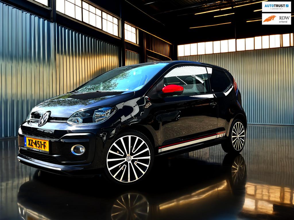 Volkswagen Up! 1.0 BMT high up! cruise_Airco_Carplay, Voorwielaandrijving, 4 stoelen, Zwart, Handgeschakeld