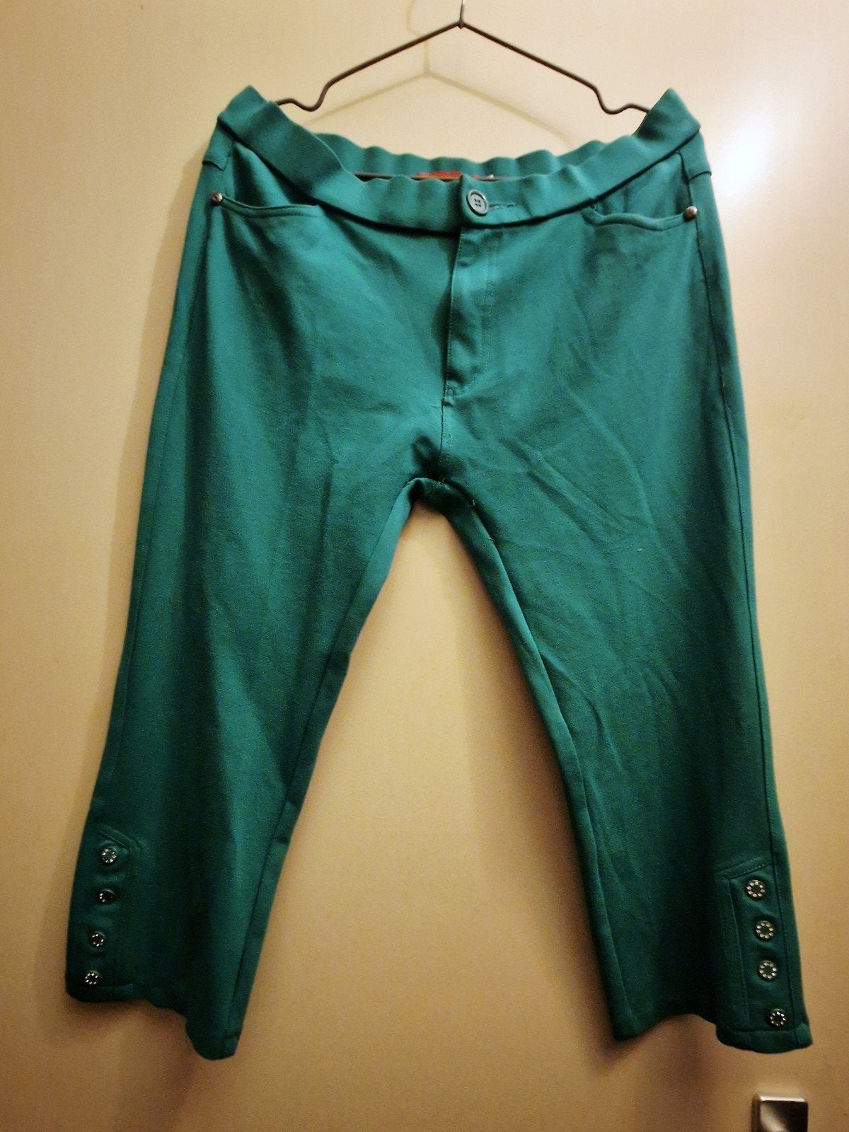 Capri broek voor korte dames tot 1.65 mtr, Maat 42/44 (L), Farfalla Rosso, Ophalen of Verzenden, Driekwart