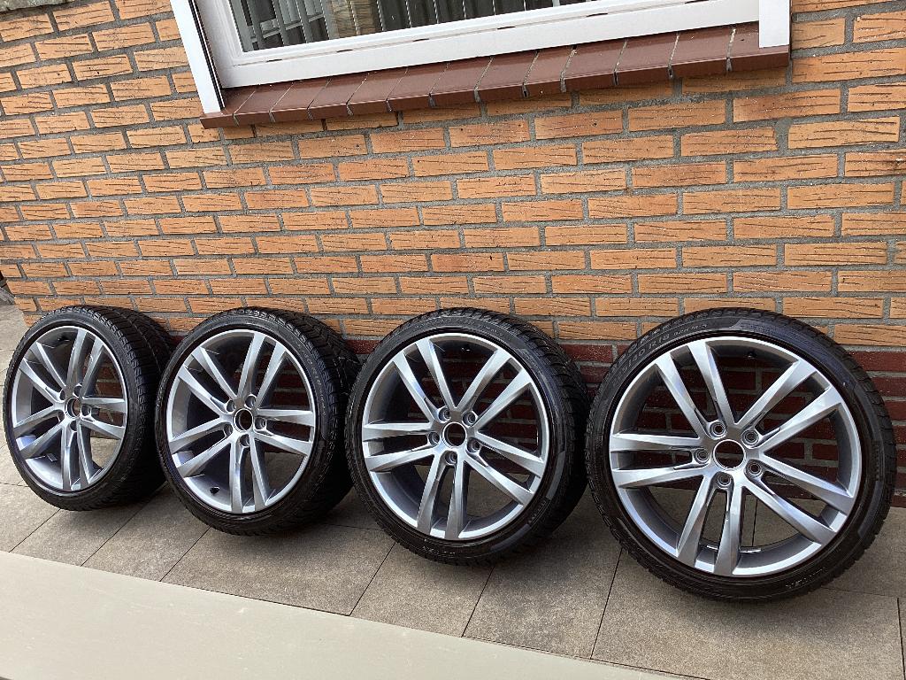 Lichtmetalen velgen inclusief banden, Auto-onderdelen, Banden en Velgen, Ophalen, 18 inch, Gebruikt, Banden en Velgen
