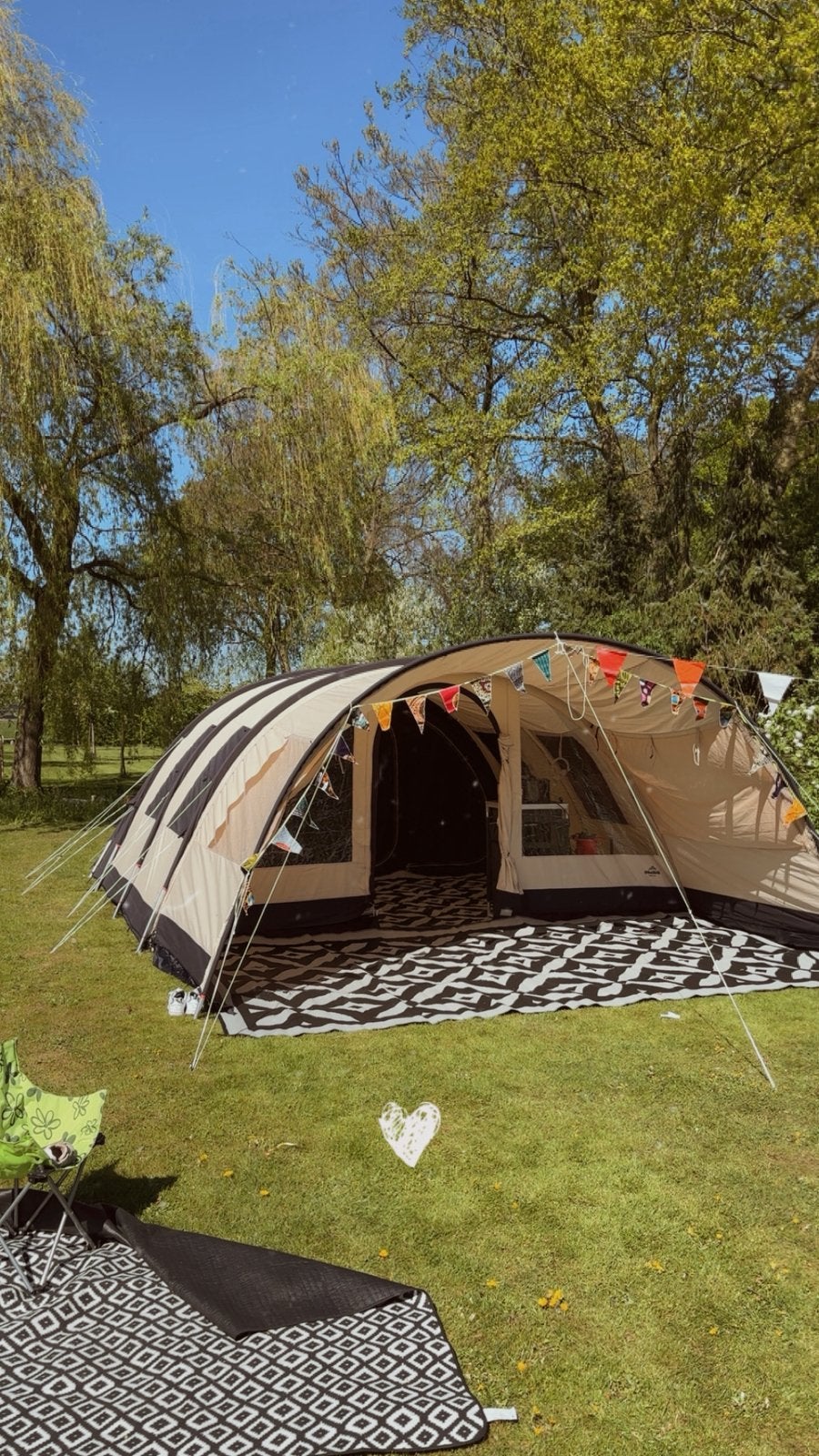 Familia 6 en Soleil Plus(tent luifel) uit 2023, Caravans en Kamperen, Ophalen, Zo goed als nieuw