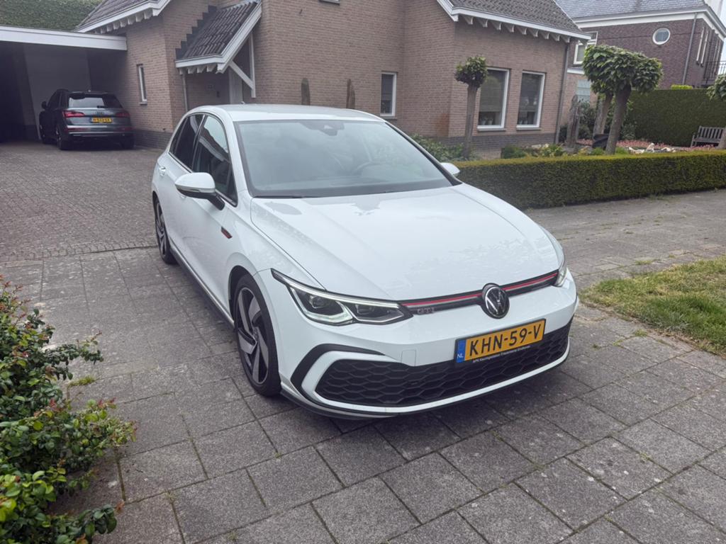 Volkswagen Golf GTI 2.0 TSI/Schakelbak/Zeldzaam/Nieuw APK, Auto's, Volkswagen, Voorwielaandrijving, Zwart, 4 cilinders, 1984 cc