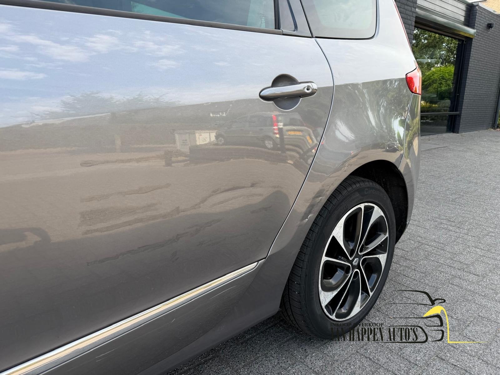 Renault Grand Scénic 1.5 dCi Bose 7p., Auto's, Voorwielaandrijving, Euro 5, Gebruikt, 4 cilinders